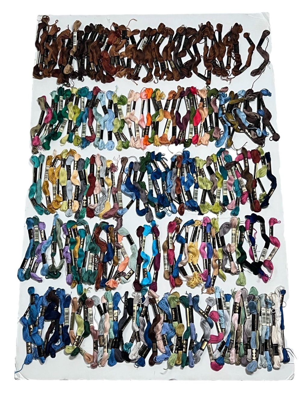 Lot 242 DMC Embroidery Floss + 35 Anchor & Other New and Used Cross Stitch 277
